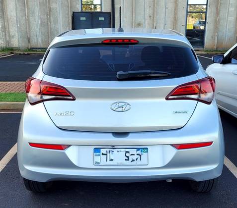 HYUNDAI HB20 1.6 COMFORT PLUS 16V FLEX 4P AUTOMÁTICO HYUNDAI HB20 1.6 COMFORT PLUS 16V FLEX 4P AUTOMÁTICO